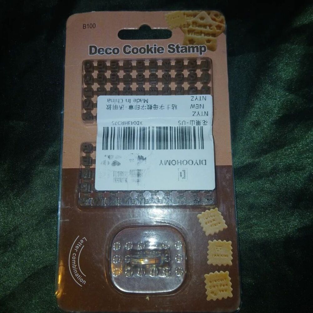 Diyoohomy Deco Cookie Stamp / Graphic Alphanumeric Biscuit Stamper B100 - New